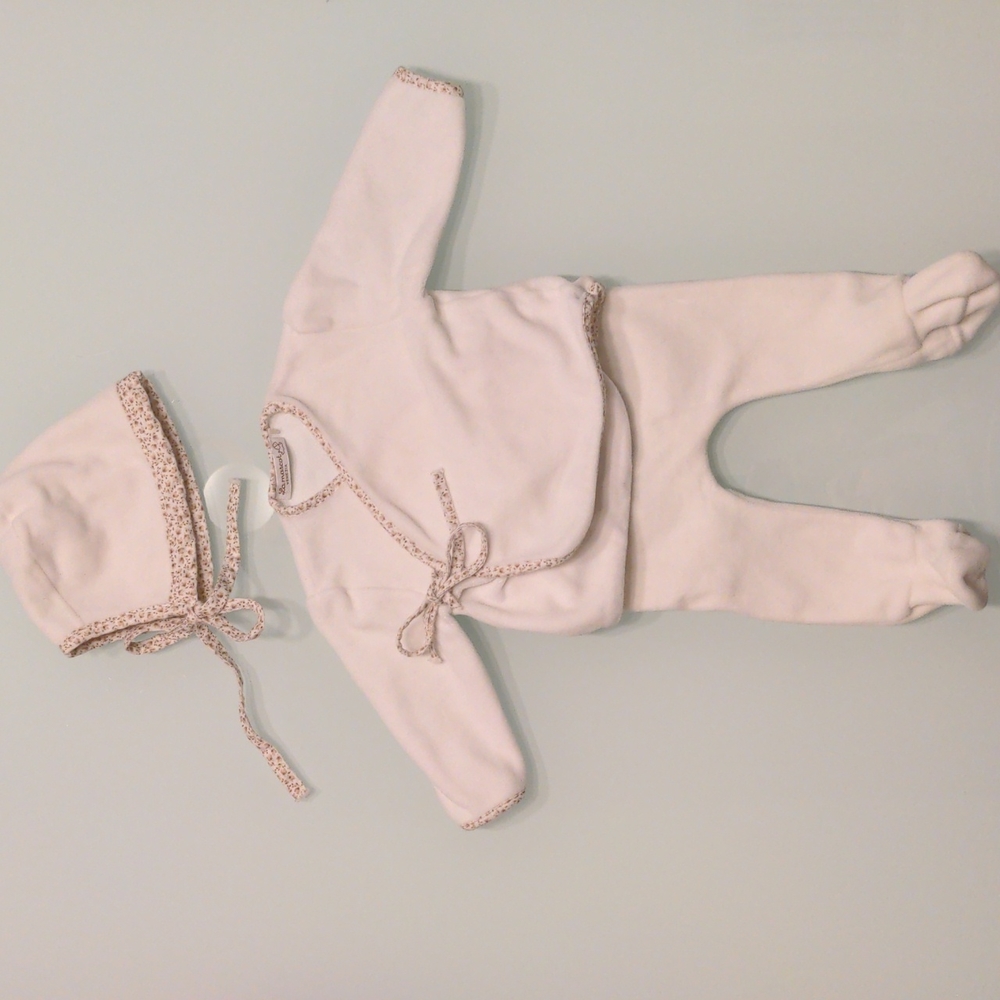 La Mascot velour newborn 3 peice+blanket